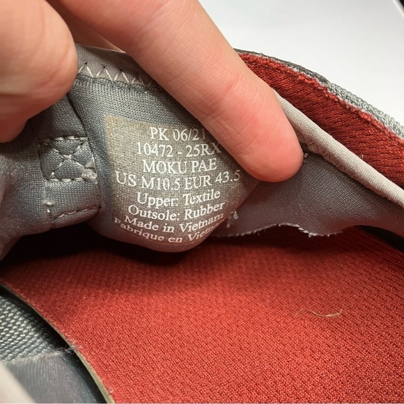 Olukai Moku Pae slip on sneakers size 10.5 - Picture 8 of 8